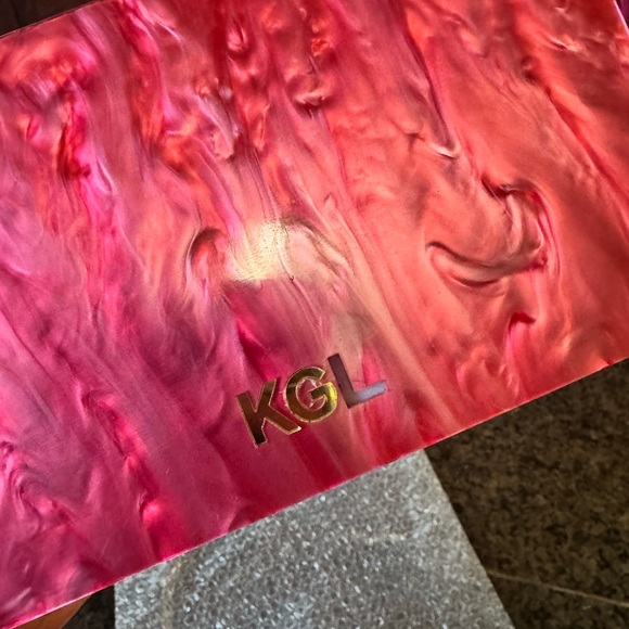 Kurt Geiger Lipstick Clutch with Chain NEW - Picture 7 of 12